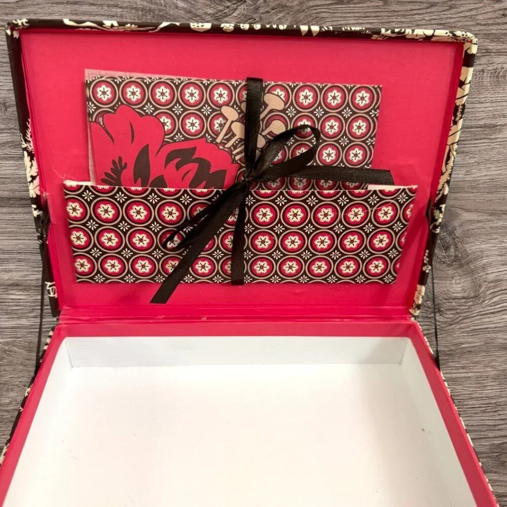 VERA BRADLEY Brown Imperial Toile Pagoda Note Cards Decorative Box Stationary